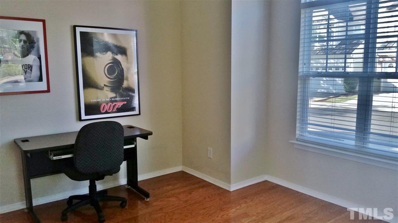 8406 Stoneyard Place Raleigh, NC 27613 - Photo 8 of 20 Gallery Image 8