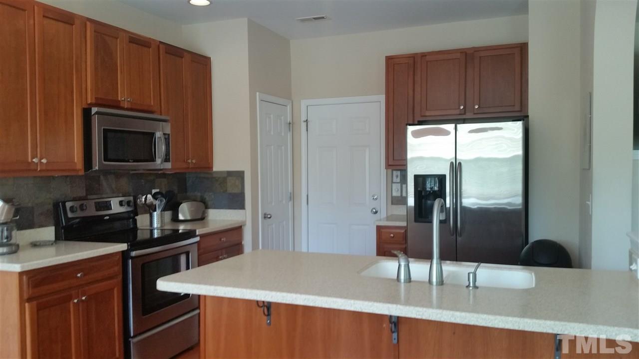 8406 Stoneyard Place Raleigh, NC 27613 - Photo 10 of 20 Gallery Image 10