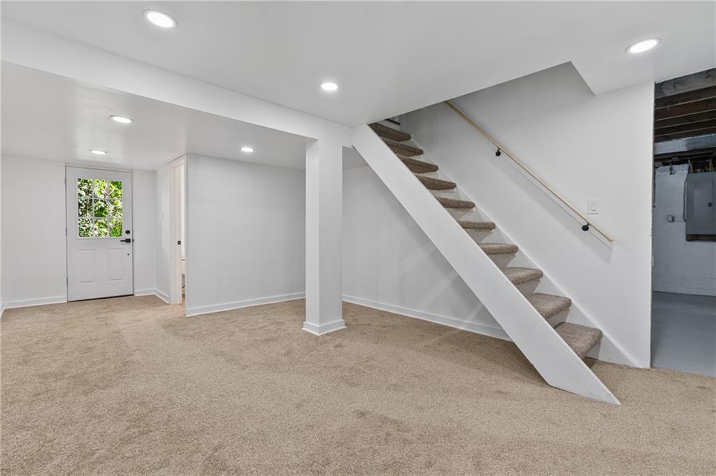 2843 McKelvey Road Pittsburgh, PA 15221 - Photo 17 of 24