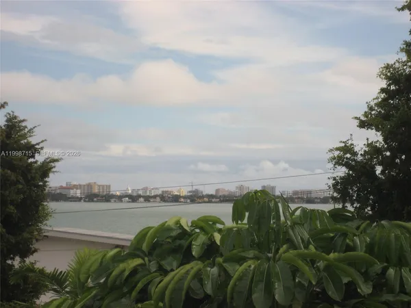 $1,775 | 1801 South Treasure Drive, Unit 409, North Bay Village, FL 33141