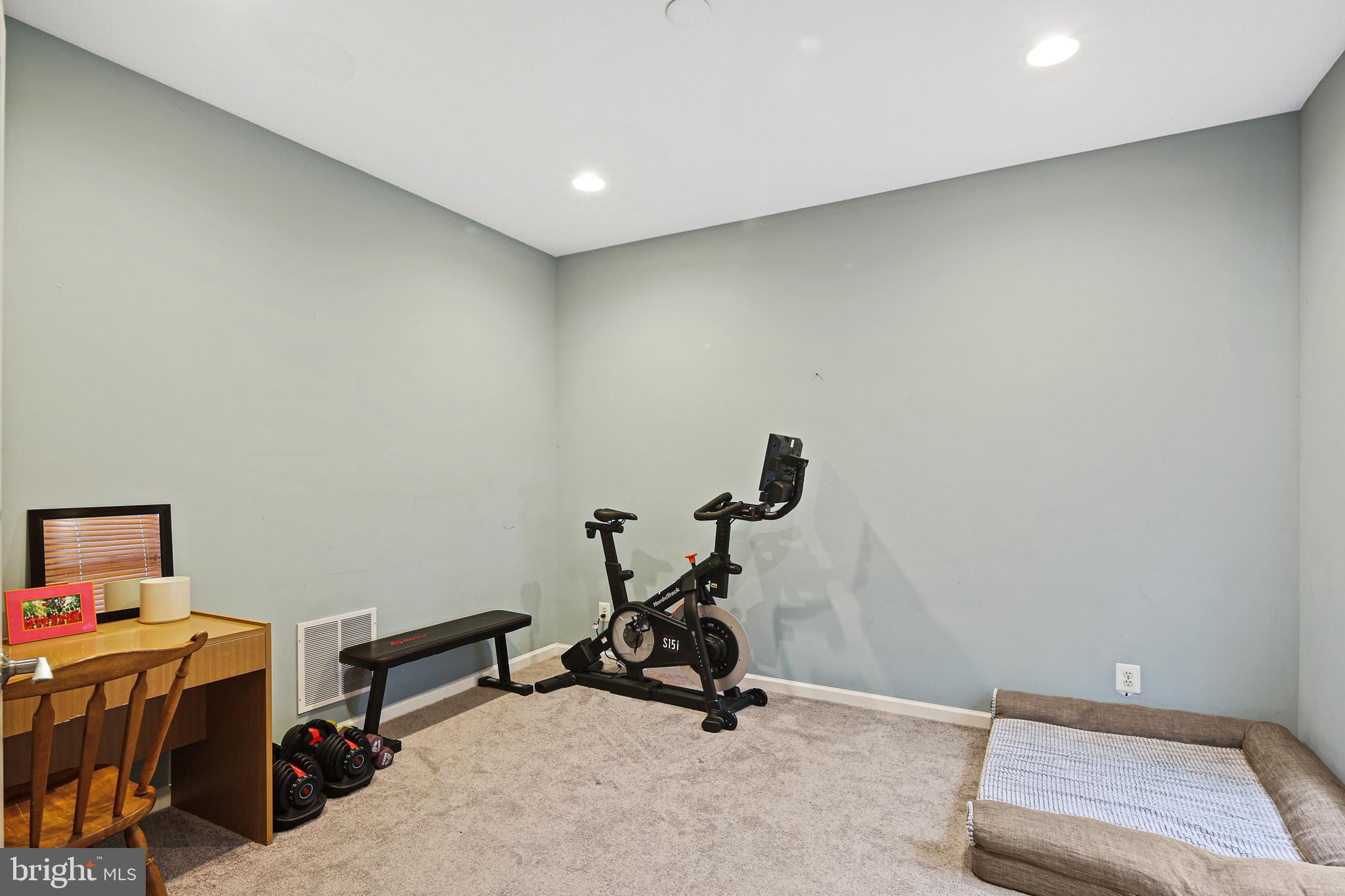 1412 Steuart Street Baltimore, MD 21230 - Photo 4 of 40