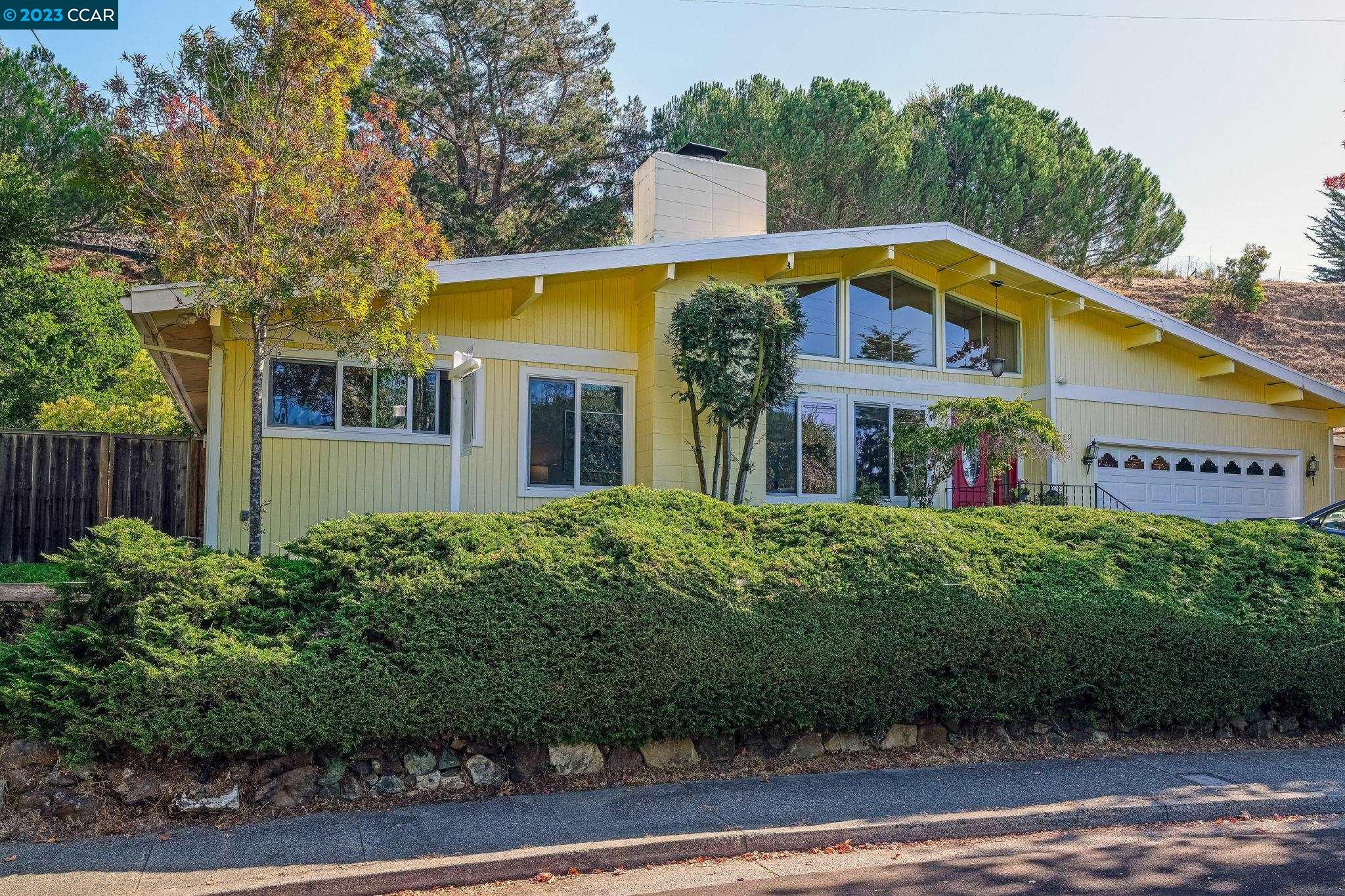 79 Keats Drive, Mill Valley, CA 94941 Compass