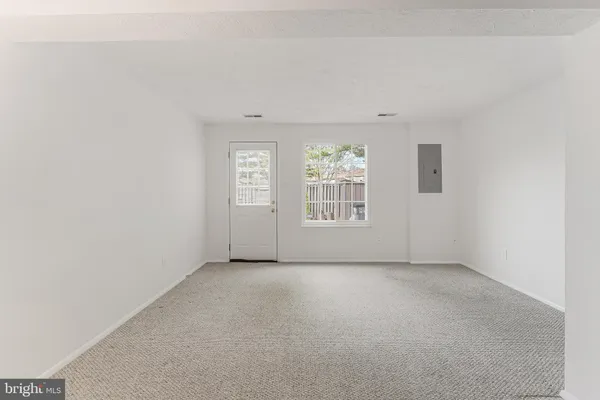 $2,900 | 1682 Harvest Green Court, Reston, VA 20194