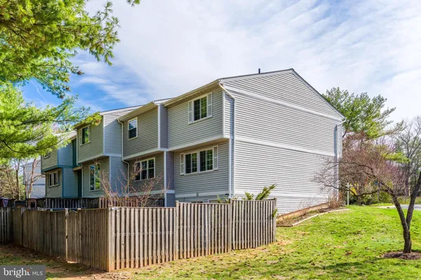 $2,900 | 1682 Harvest Green Court, Reston, VA 20194