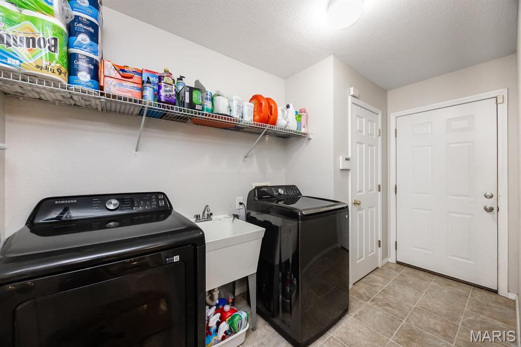 953 Benjamin Drive O'Fallon, IL 62269 - Photo 17 of 35