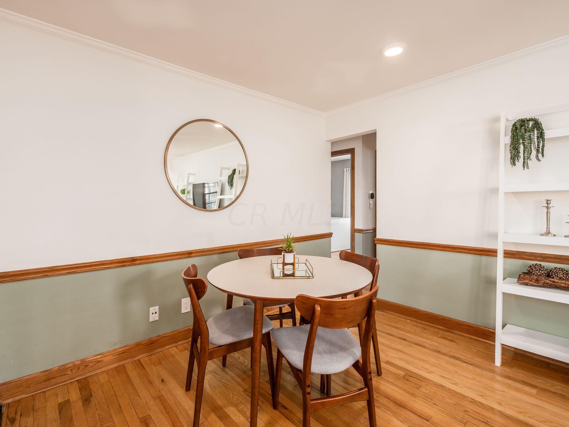 801 Timberman Road Columbus, OH 43212 - Photo 8 of 40 Hardwood floors and decorative chair rail!