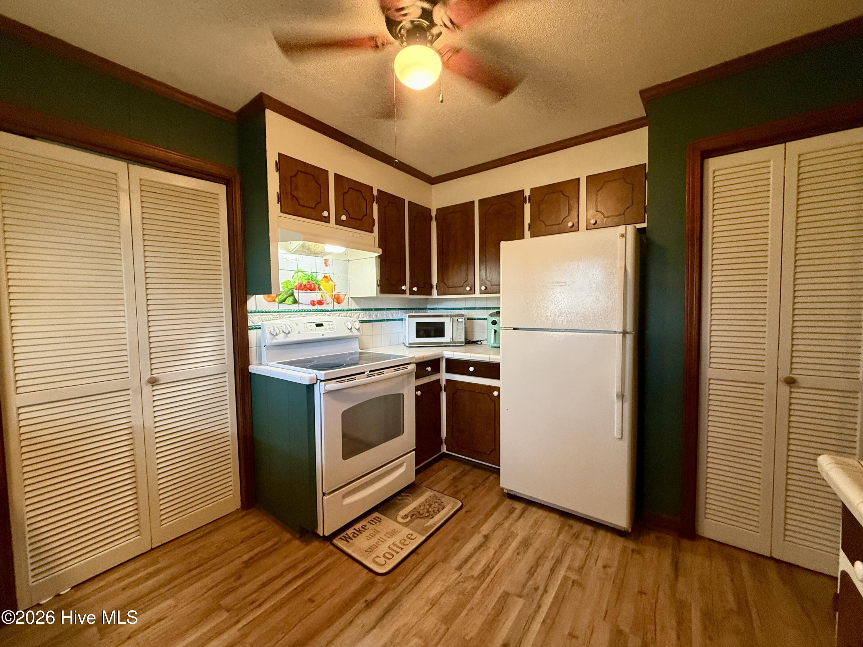 1122 Pineview Road Williamston, NC 27892 - Photo 12 of 22 Kitchen