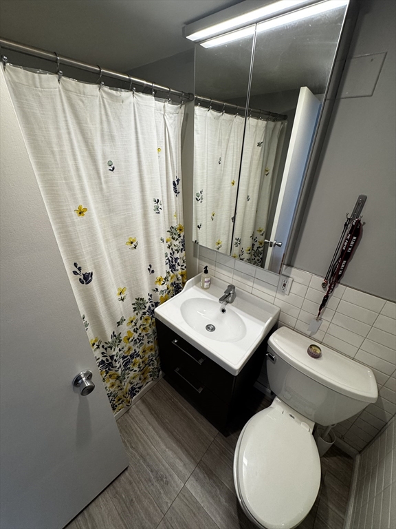 12 Stoneholm Street, Unit 511 Boston, MA 02115 - Photo 6 of 9