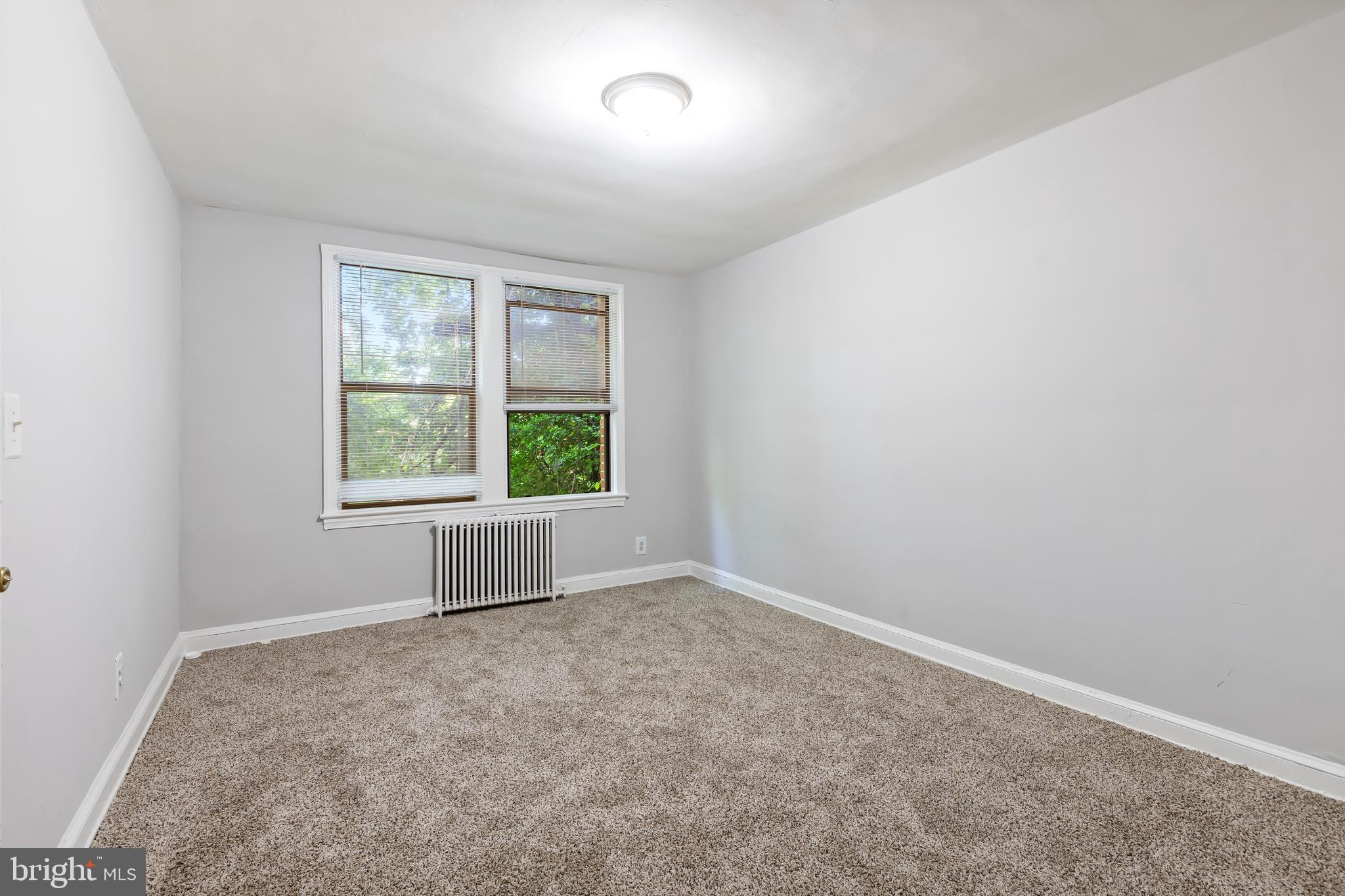 1527 28th Street Southeast Washington, DC 20020 - Photo 4 of 7