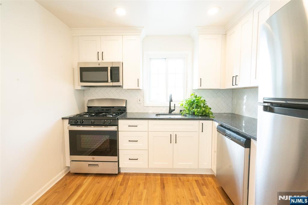 71 Barbara Street, Unit 2 Bloomfield, NJ 07003 - Photo 7 of 10