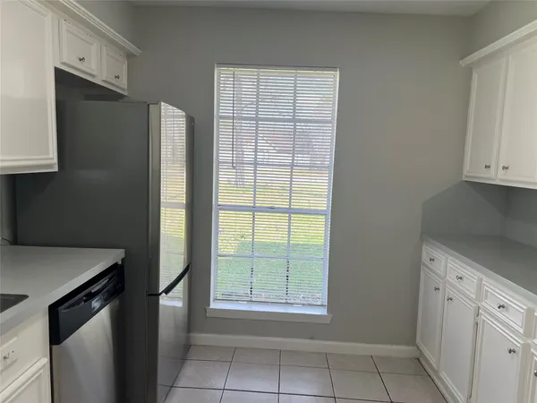 $1,950 | 2402 Fawnwood Lane, Spring, TX 77386