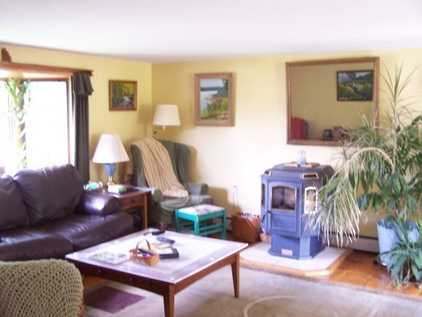 275 Spring Street Winchendon, MA 01475 - Photo 3 of 12