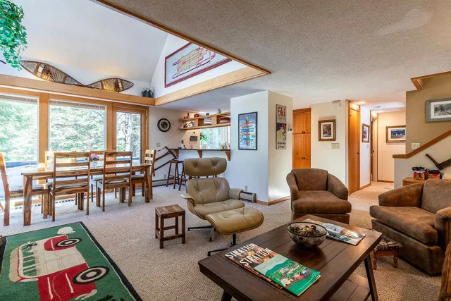 $617,000 | 11 Pond View Road, Winhall, VT 05340