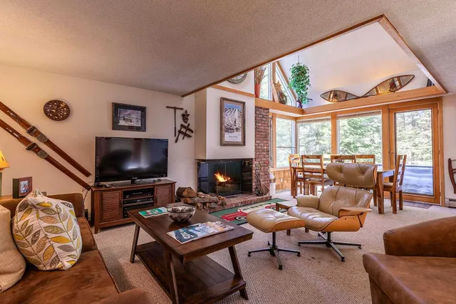 $617,000 | 11 Pond View Road, Winhall, VT 05340