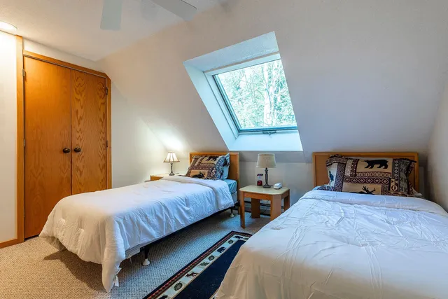 $617,000 | 11 Pond View Road, Winhall, VT 05340