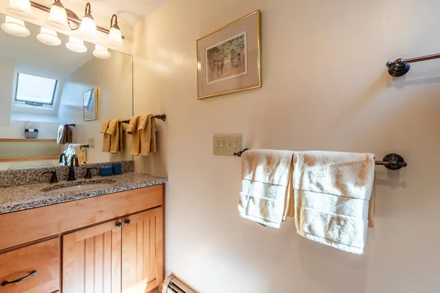 $617,000 | 11 Pond View Road, Winhall, VT 05340