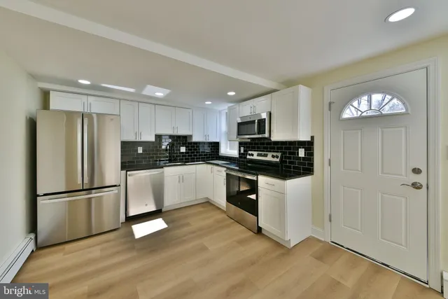 $1,750 | 141 Zane Avenue, Unit A, Jenkintown, PA 19046