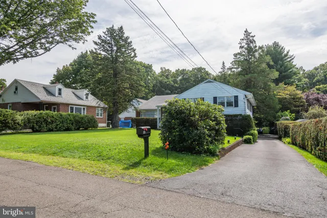 $1,750 | 141 Zane Avenue, Unit A, Jenkintown, PA 19046