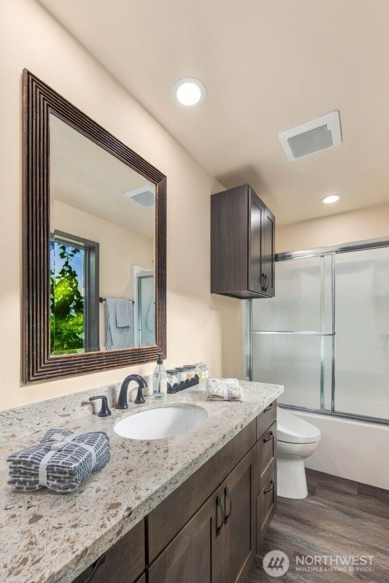 6922 North Meadowdale Road Edmonds, WA 98026 - Photo 14 of 30 Gallery Image 14