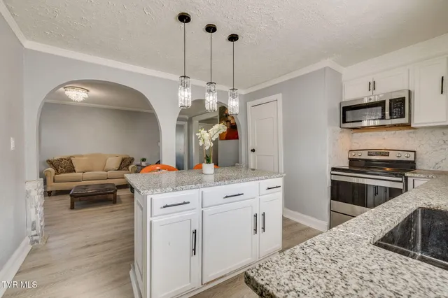 $374,000 | 1117 Lomax Street, Kingsport, TN 37660