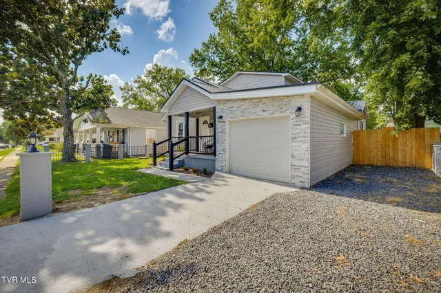 $374,000 | 1117 Lomax Street, Kingsport, TN 37660