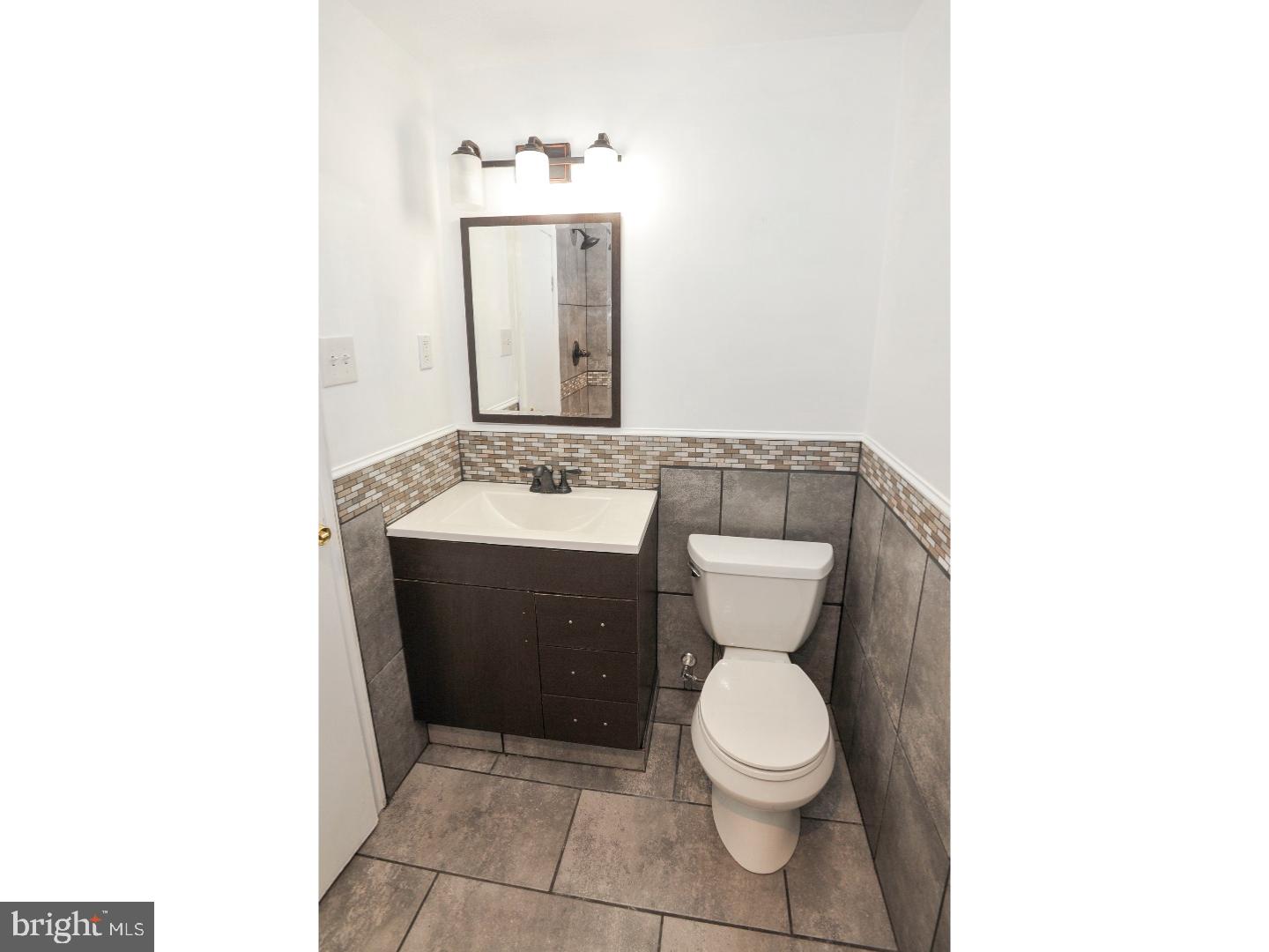 10827 Rayland Road Philadelphia, PA 19154 - Photo 15 of 24 Gallery Image 15