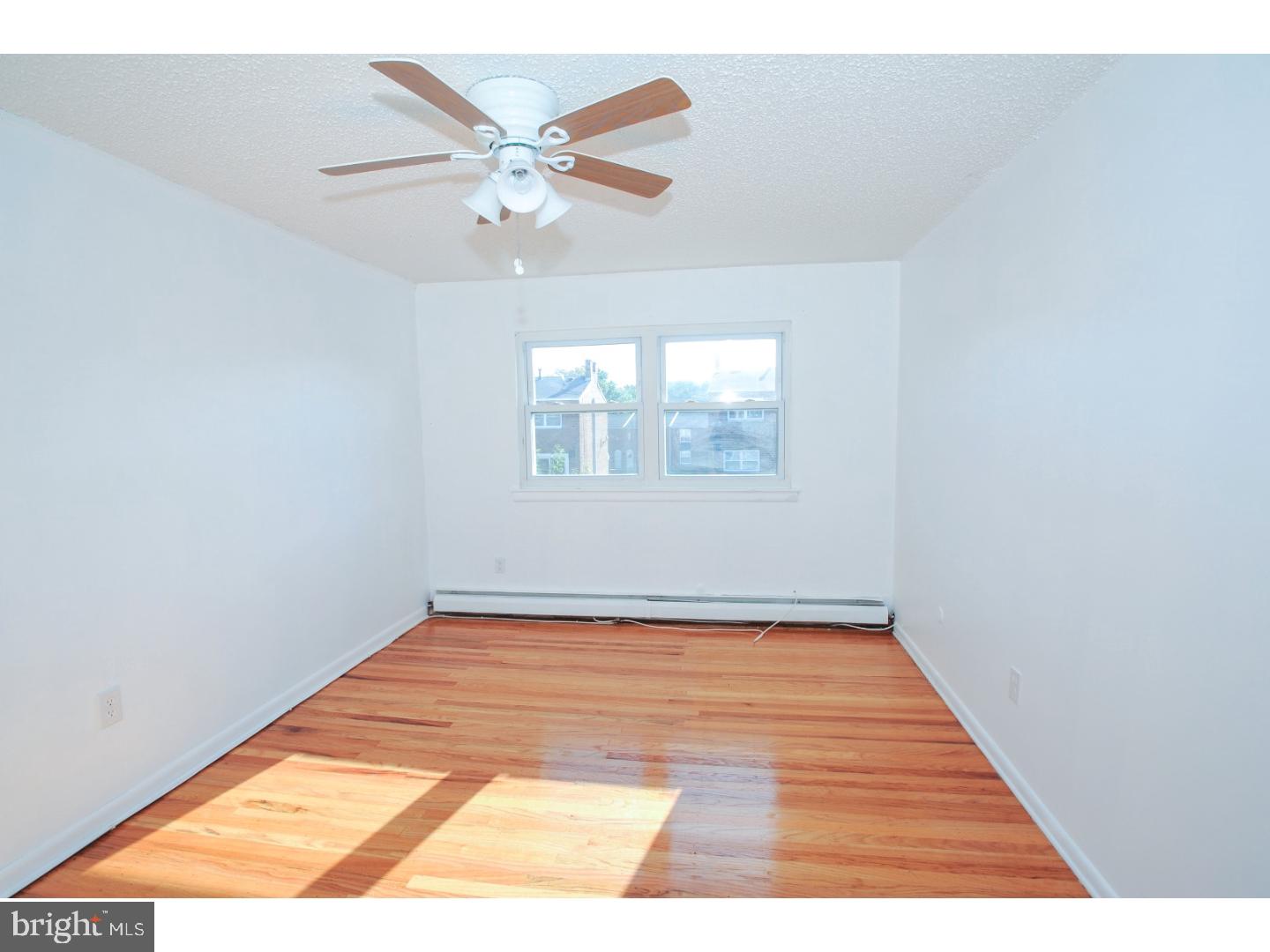 10827 Rayland Road Philadelphia, PA 19154 - Photo 17 of 24 Gallery Image 17
