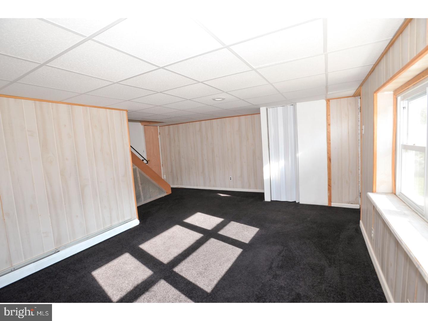 10827 Rayland Road Philadelphia, PA 19154 - Photo 22 of 24 Gallery Image 22