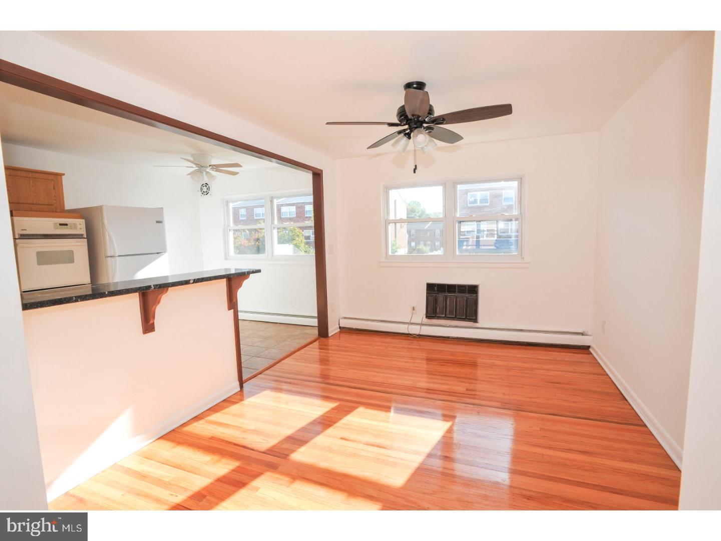 10827 Rayland Road Philadelphia, PA 19154 - Photo 6 of 24 Gallery Image 6