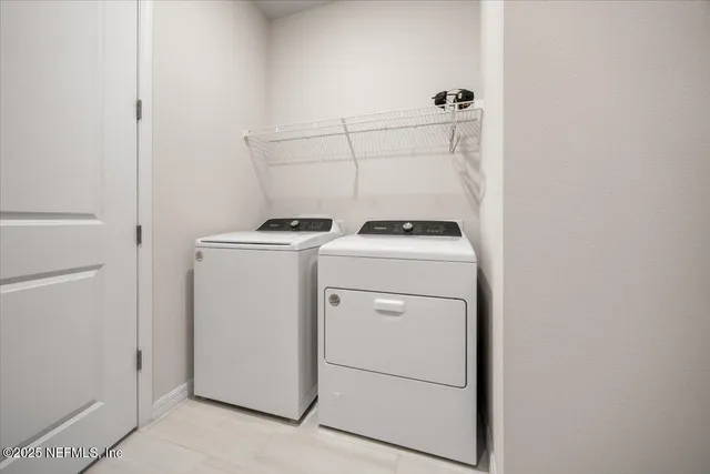 $425,000 | 10976 Town View Drive, Jacksonville, FL 32256