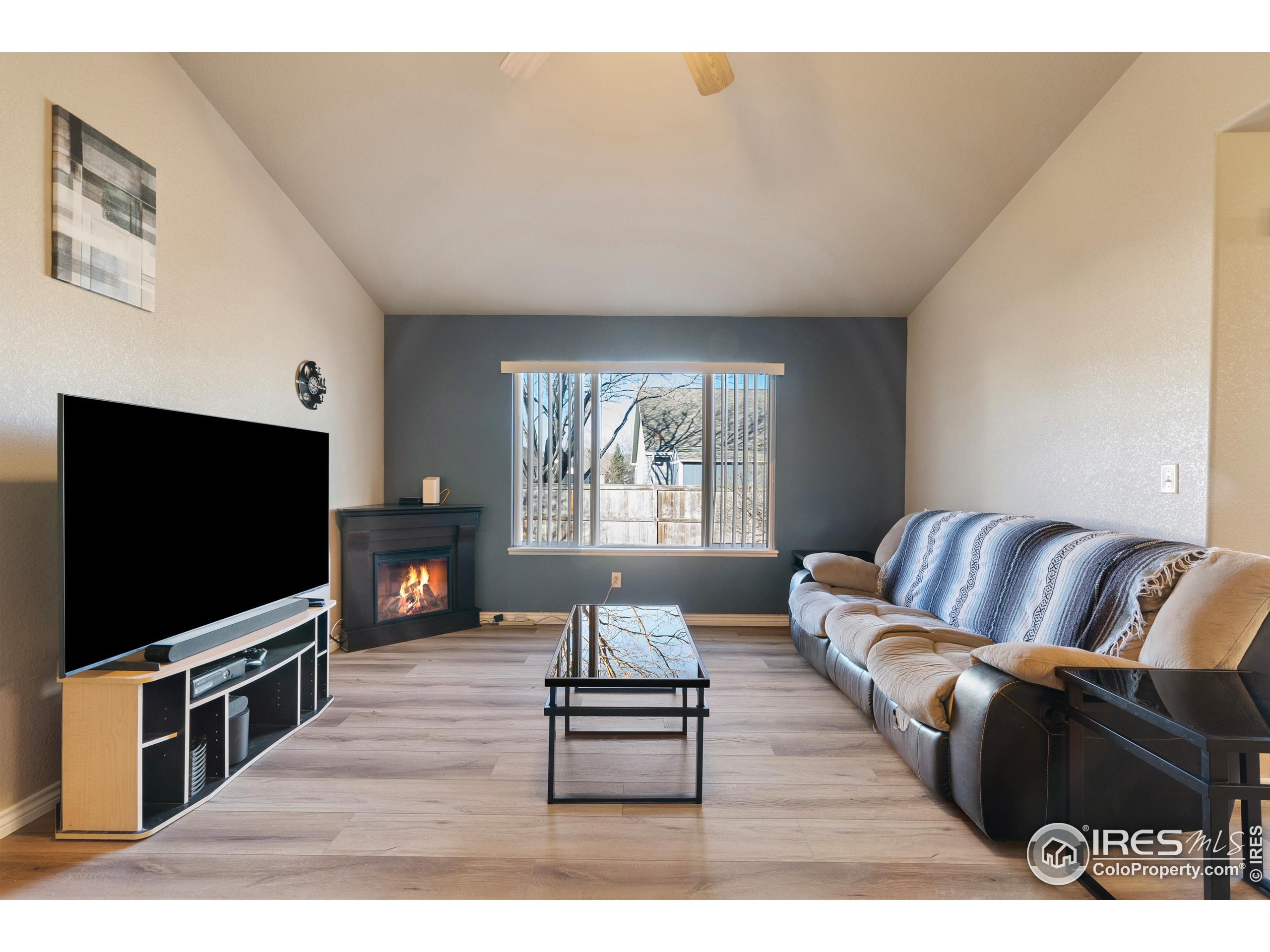 8945 Smoke Signal Way Wellington, CO 80549 - Photo 5 of 47