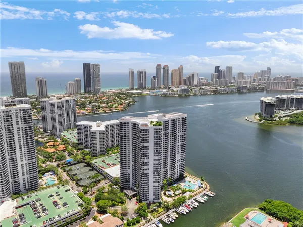 $4,200 | 3530 Mystic Pointe Drive, Unit 1406, Aventura, FL 33180