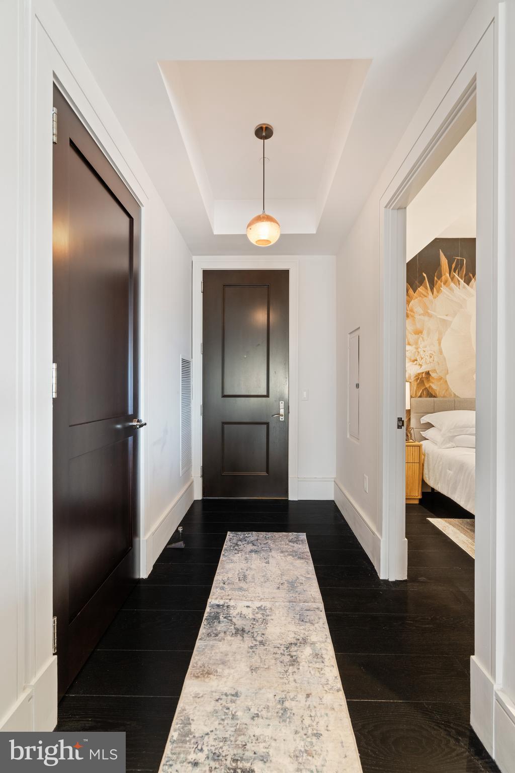 11990 Market Street, Unit 2101 Reston, VA 20190 - Photo 27 of 103 Hallway