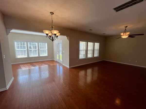 $2,375 | 202 Willet Drive, Summerville, SC 29485