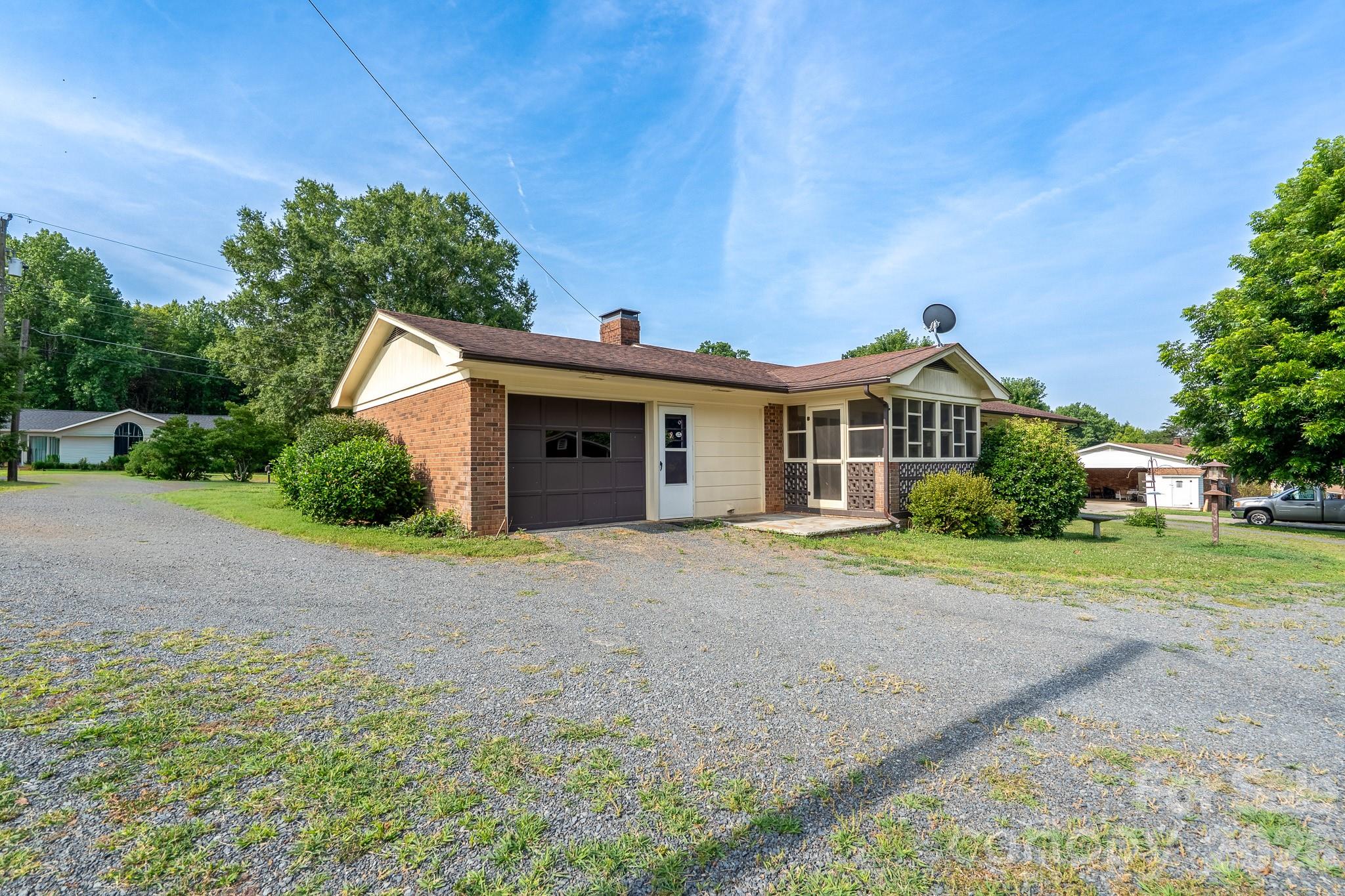 122 Lowder Road Albemarle, NC 28001 - Photo 5 of 42