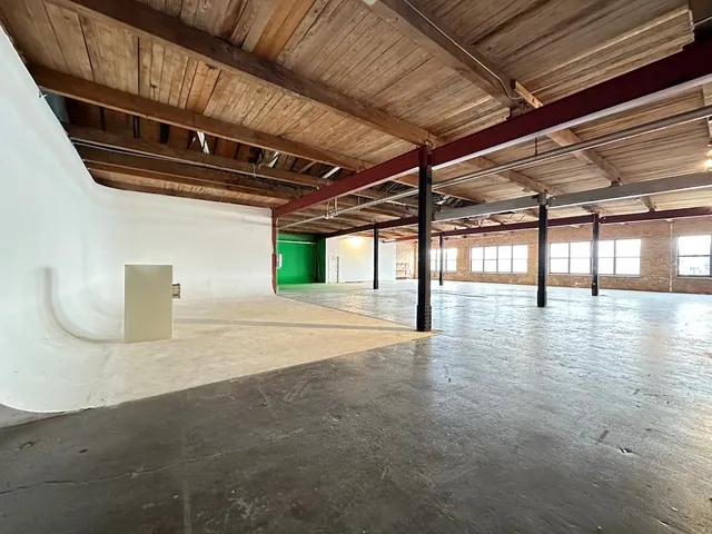 a view of a indoor garage