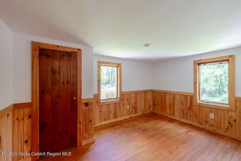 $625,000 | 534 Collins Street, Hillsdale, NY 12529