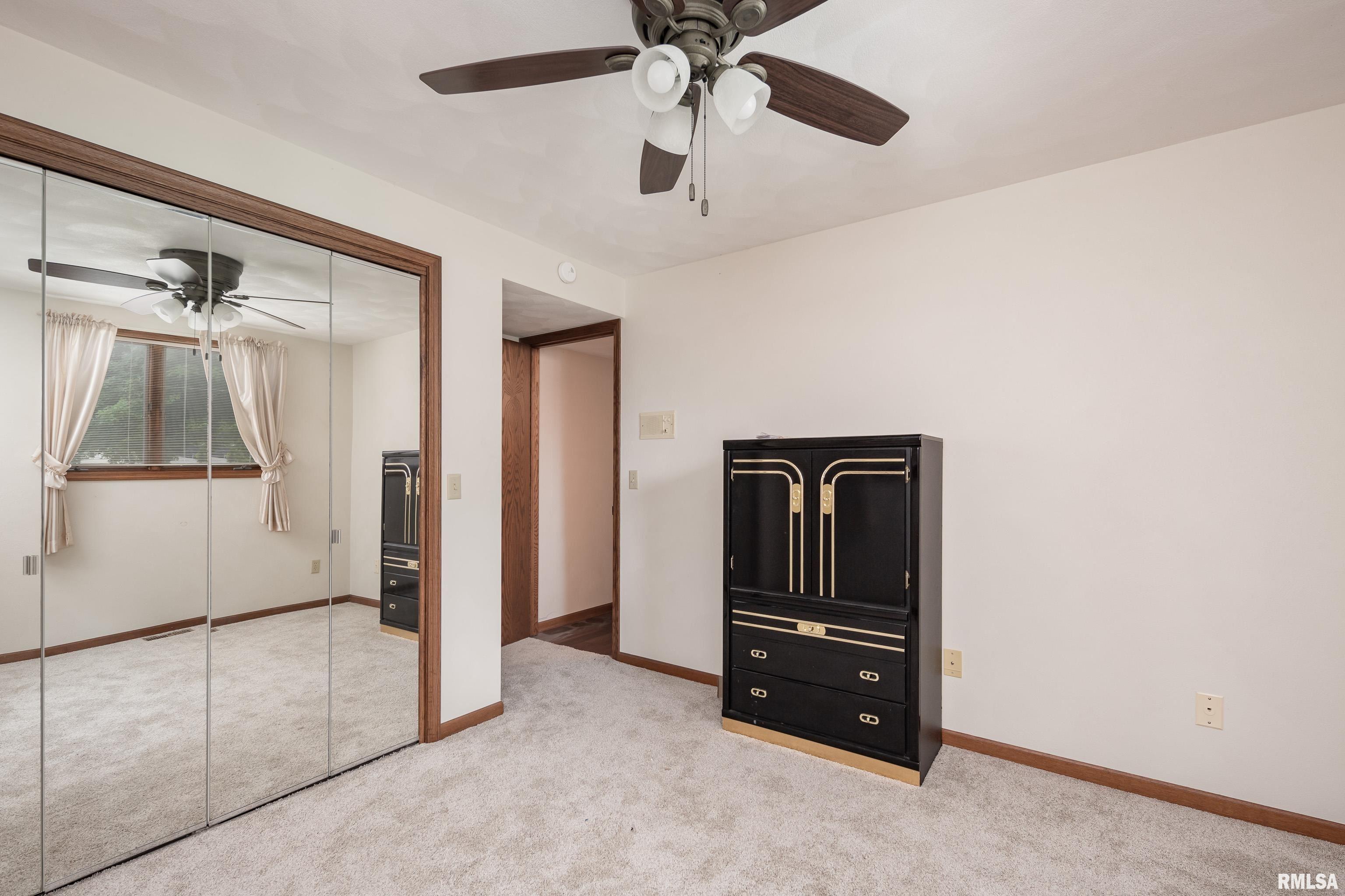 2711 Jersey Ridge Road Davenport, IA 52803 - Photo 23 of 37 Gallery Image 23