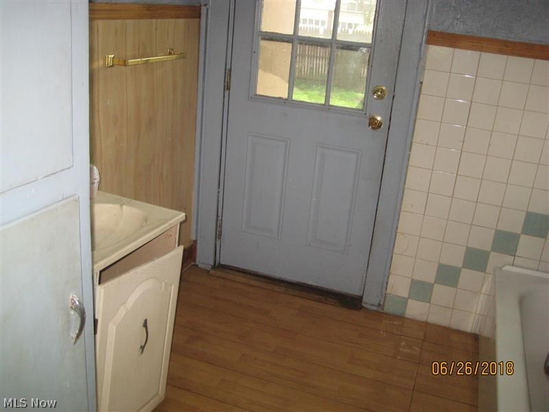 1017 Fulton Road Northwest Canton, OH 44703 - Photo 6 of 10 Gallery Image 6