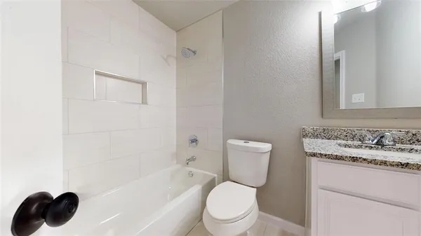 $269,900 | 614 Chapman Drive, Lancaster, TX 75146