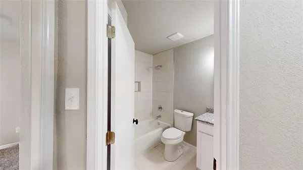 $269,900 | 614 Chapman Drive, Lancaster, TX 75146