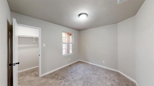 $269,900 | 614 Chapman Drive, Lancaster, TX 75146