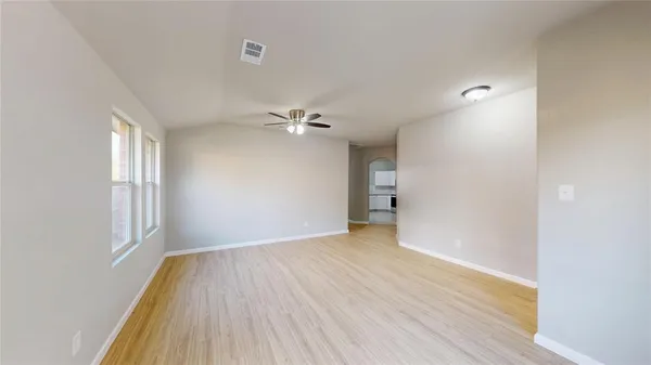 $269,900 | 614 Chapman Drive, Lancaster, TX 75146