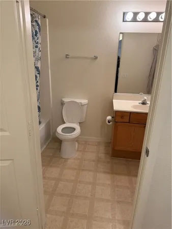 $1,600 | 400 Pine Haven Street, Unit 206, Las Vegas, NV 89144