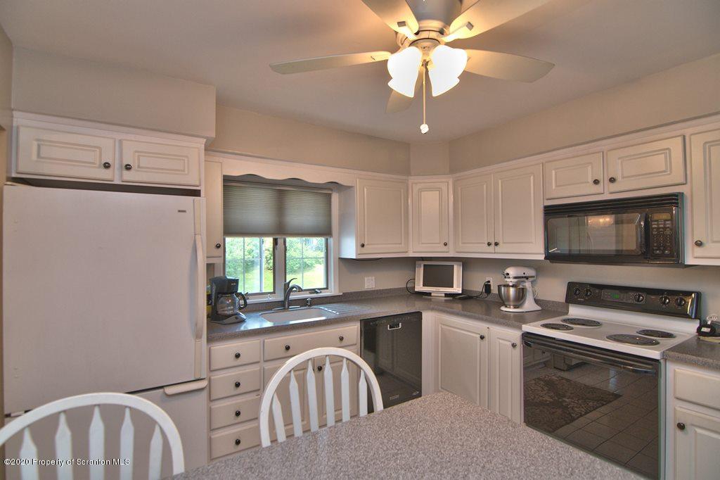 853 Scott Road Clarks Summit, PA 18411 - Photo 18 of 61 Gallery Image 18