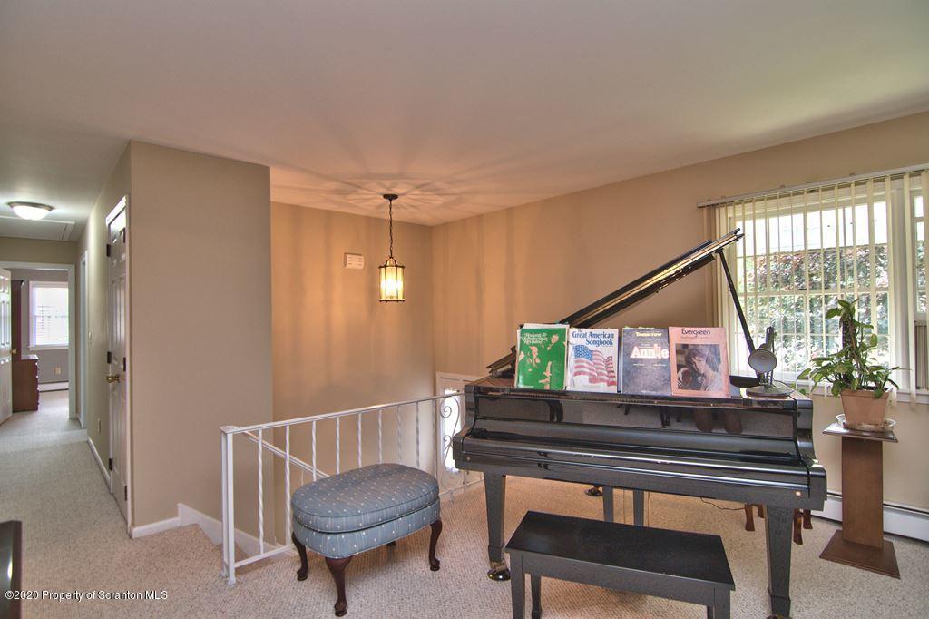 853 Scott Road Clarks Summit, PA 18411 - Photo 10 of 61 Gallery Image 10