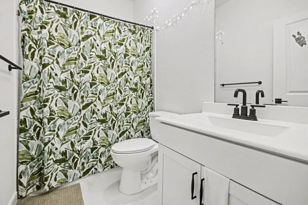 $334,900 | 15311 Laurel Oak Lane, Santa Fe, TX 77517