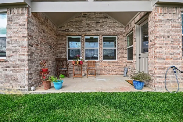 $334,900 | 15311 Laurel Oak Lane, Santa Fe, TX 77517