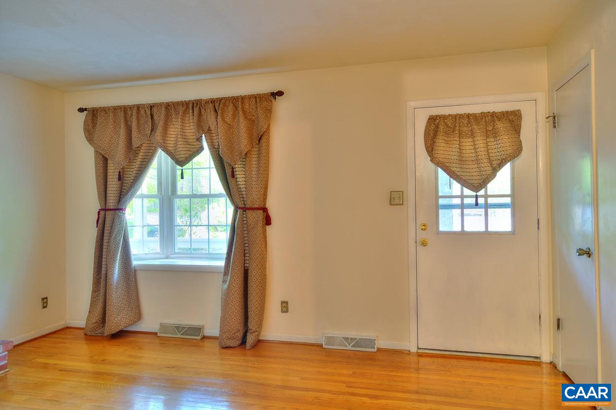 156 Ruritan Lake Road Scottsville, VA 24590 - Photo 4 of 36 Gallery Image 4