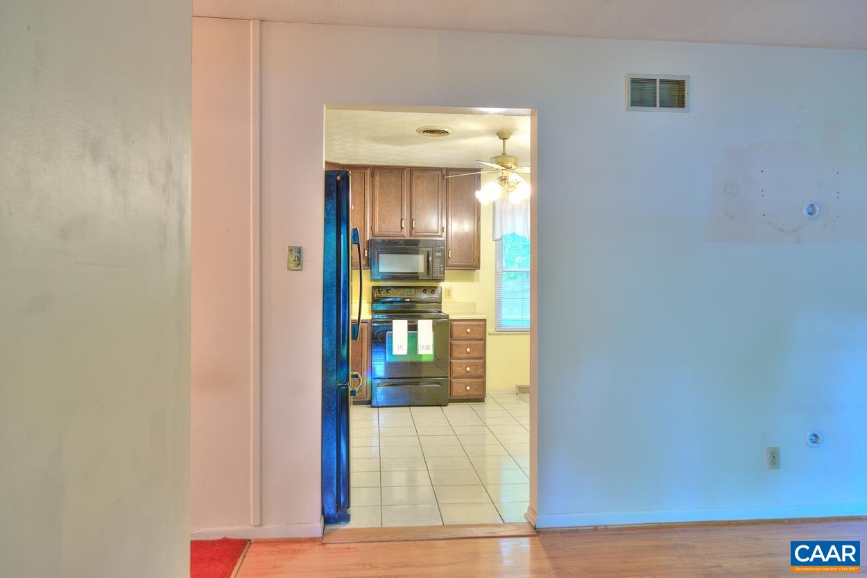 156 Ruritan Lake Road Scottsville, VA 24590 - Photo 6 of 36 Gallery Image 6